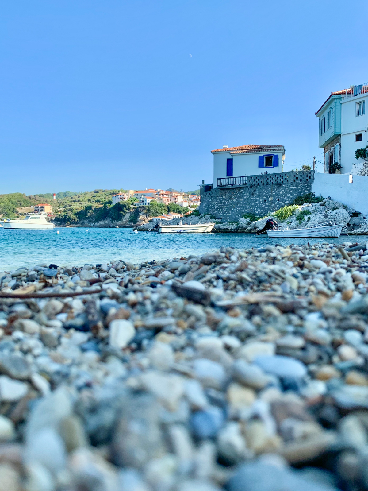 samos co zobaczyc gdzie jesc